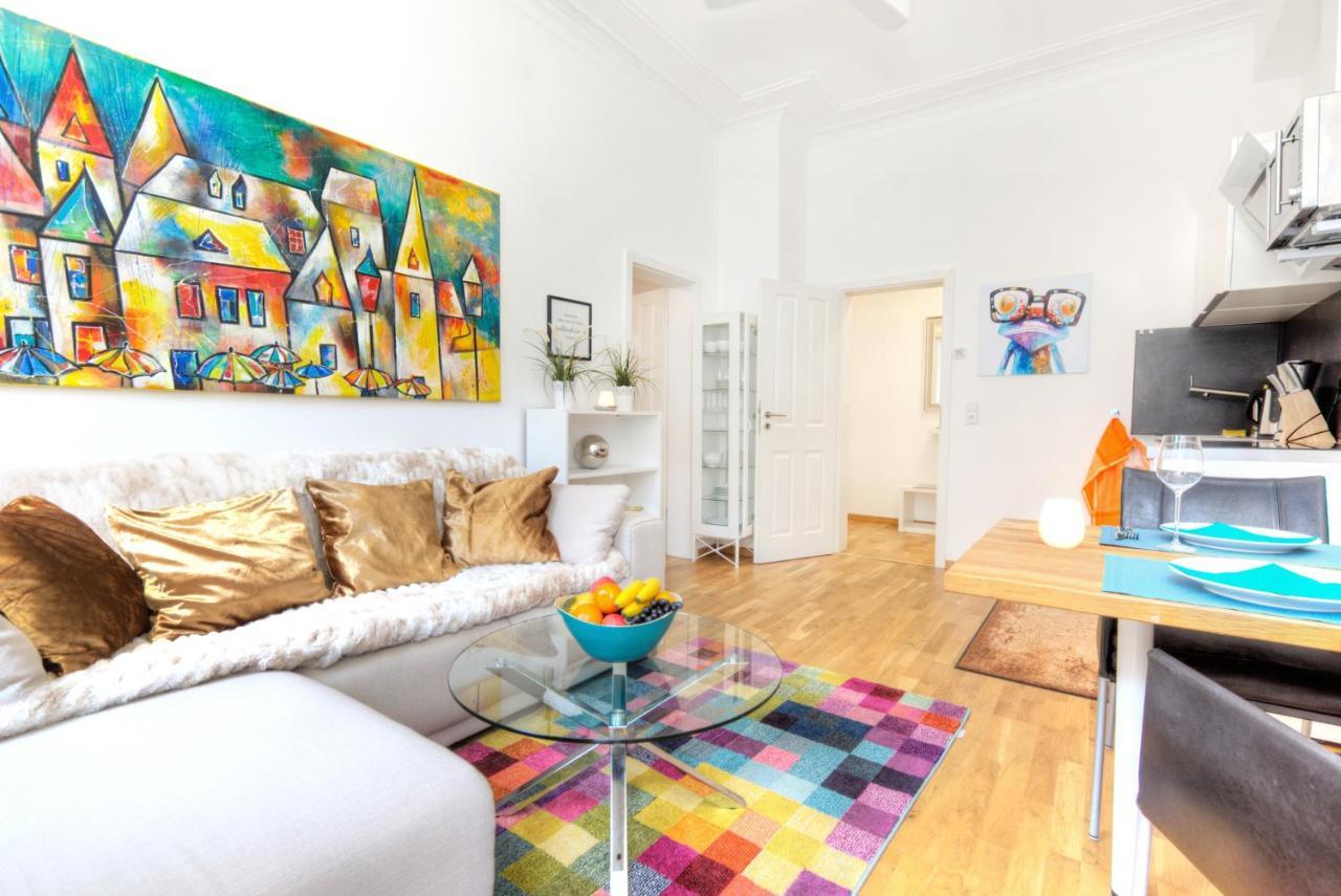 Altbaucharme In Der Stadtmitte Apartamento Karlsruhe Exterior foto